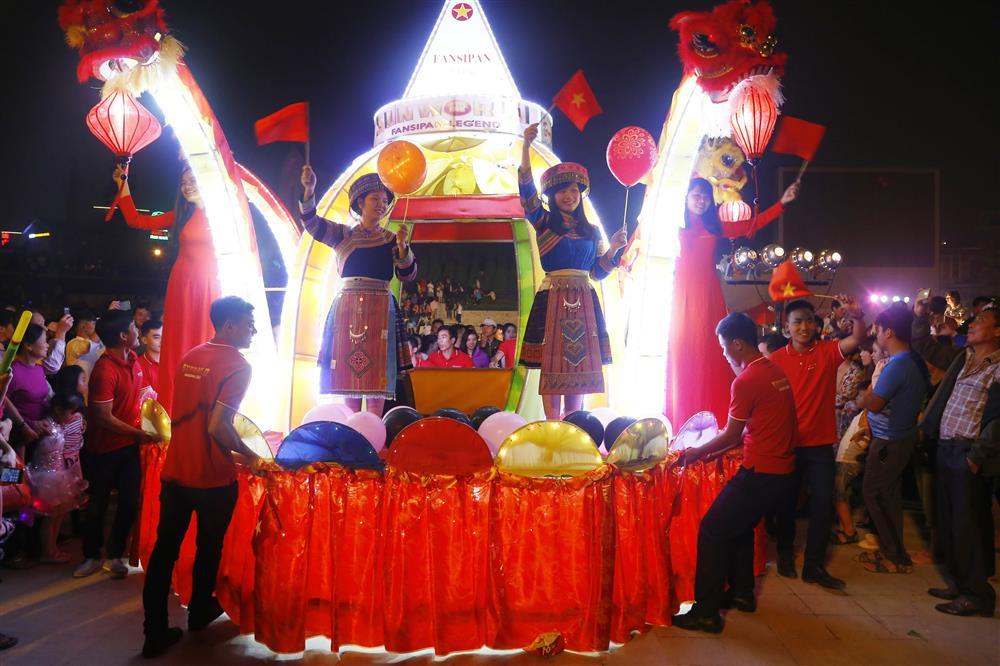 Cảnh sắc Sa Pa đẹp hút hồn du khách trong giải chạy marathon-3