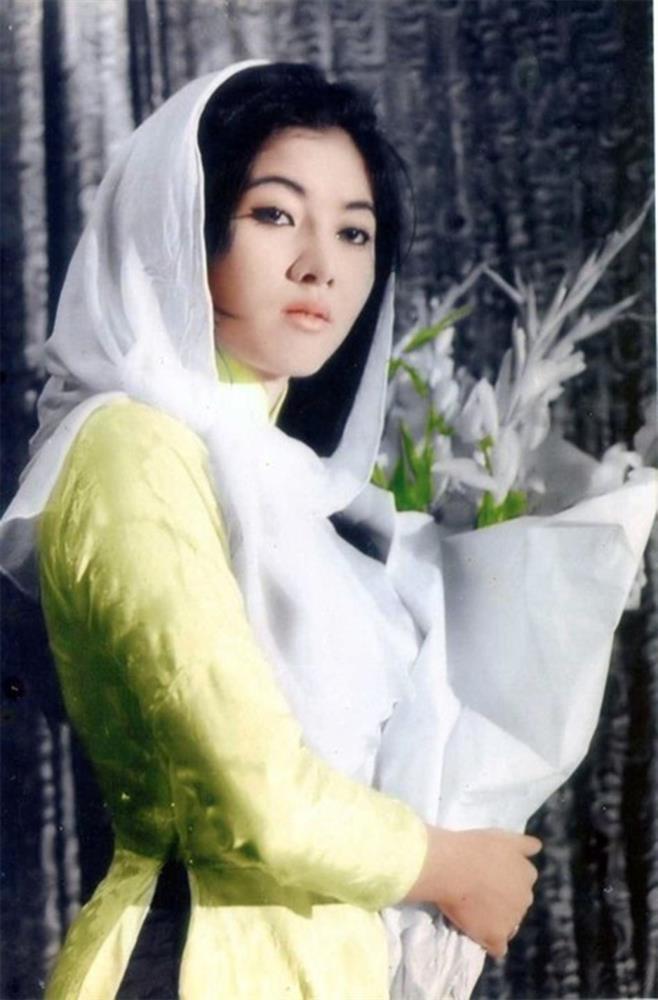 Ảnh: Nhan sắc tuyệt thế giai nhân của minh tinh Thẩm Thúy Hằng-6