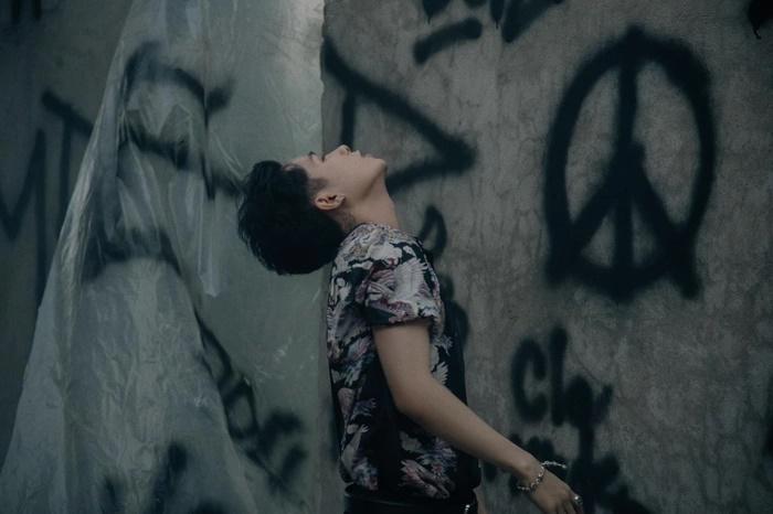 Hậu loạt sự cố, Jack tiếp tục gây xôn xao với sự thay đổi về ngoại hình-5