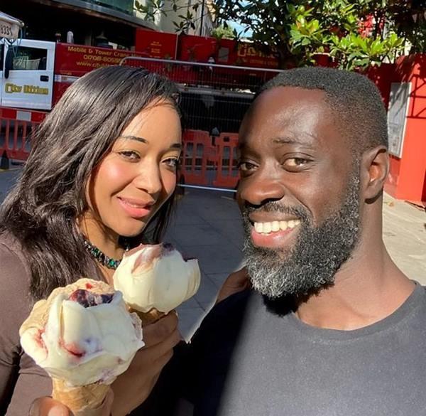 Cái kết bất ngờ sau cuộc gặp gỡ sét đánh ở sân bay-2