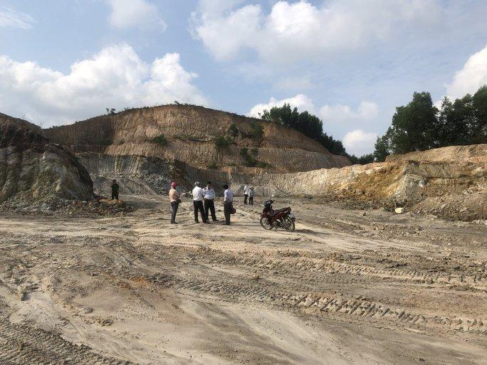 Diễn biến mới nhất vụ việc 3 phóng viên bị giam lỏng ở Quảng Ngãi-1