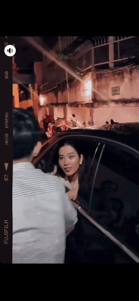 Chụp với fan khuyết tật: Khánh Vân, Nam Em hay Thảo Nhi tinh tế nhất?-2