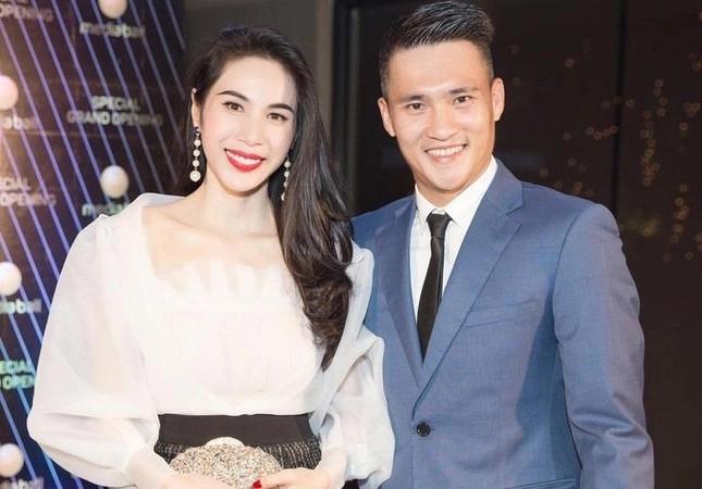 Công Vinh nói gì khi là người bị hại trong vụ án Phương Hằng?-1