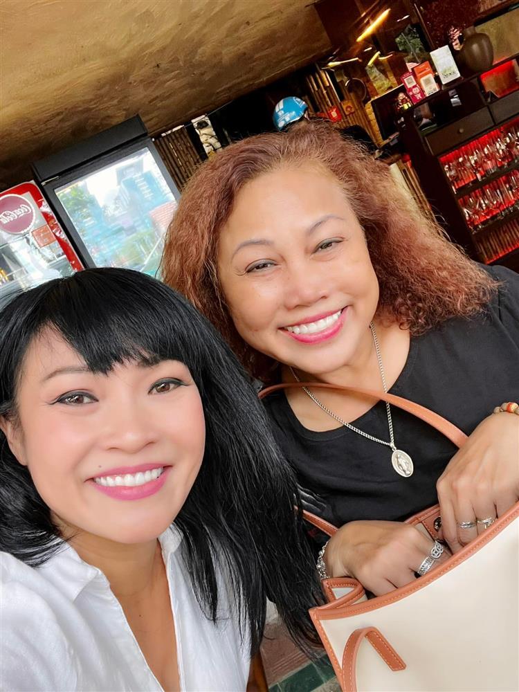 Tin showbiz Việt ngày 8/9: Hương Giang mê tít con trai Trà My Idol-15