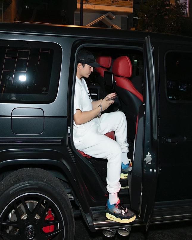 Tú ông sang chảnh và quy trình môi giới mại dâm mỹ nhân hạng A-3