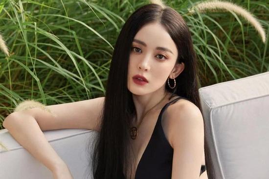 Cổ Lực Na Trát khẳng định đã chia tay 'tra nam' Từ Khai Sính