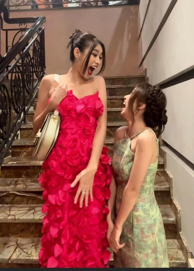 Các cặp sao Việt chân người này dài đến nách người kia-5