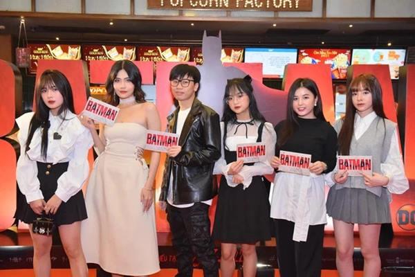 TikToker nhốn nháo PR ở thảm đỏ công chiếu, phim Việt vẫn thảm bại-2