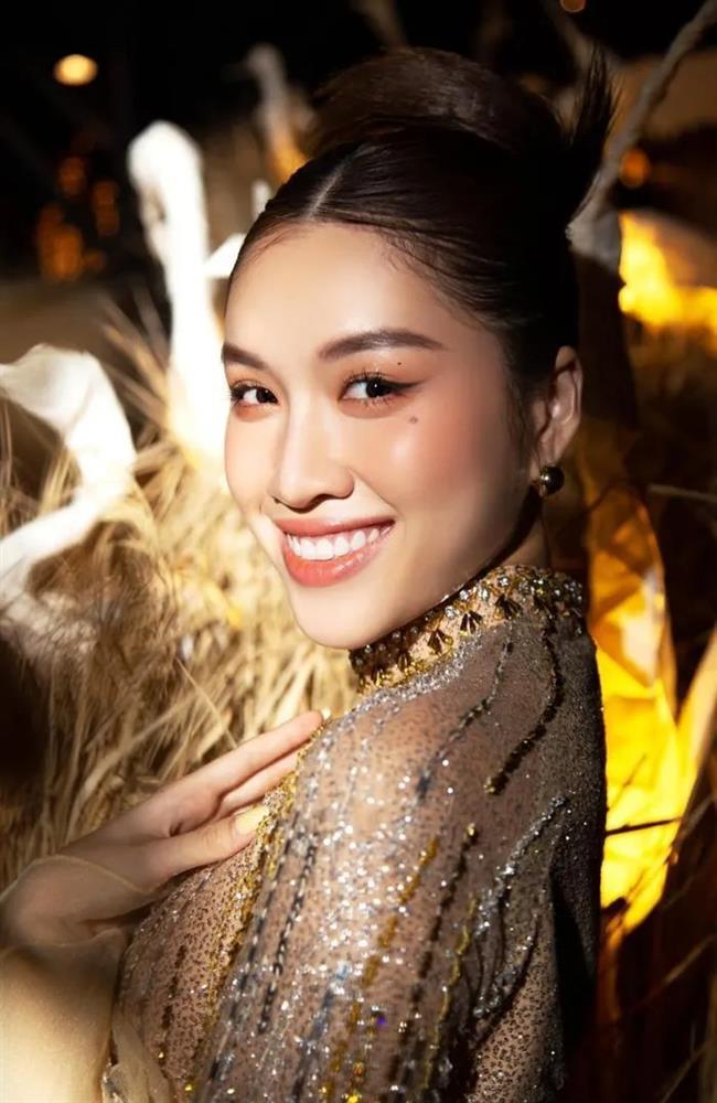 Bị kéo vào lùm xùm bán dâm: Người gọi luật sư, kẻ tự than trách-7