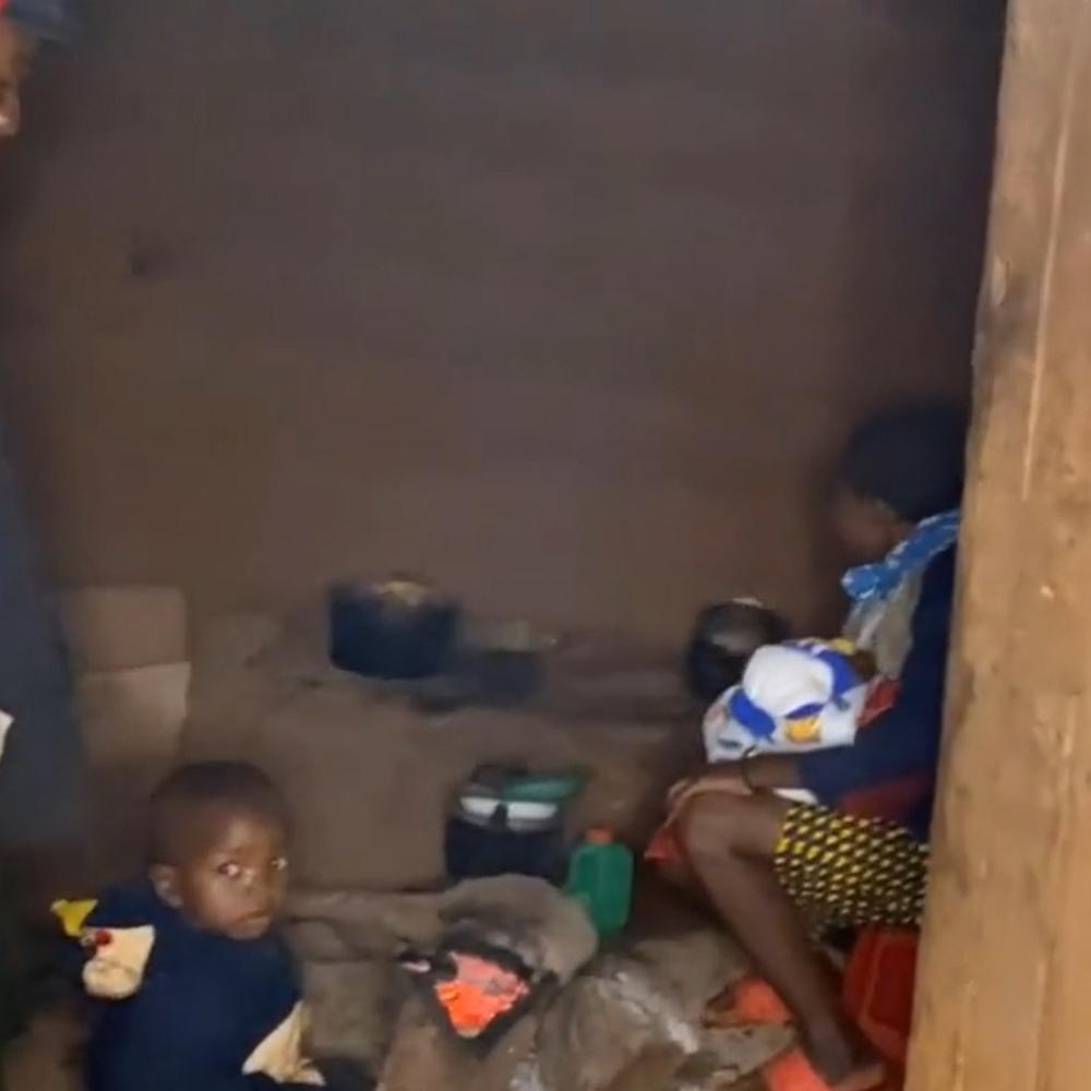 Cuộc sống gia đình Lôi Con ở bản trước khi gặp Quang Linh-6