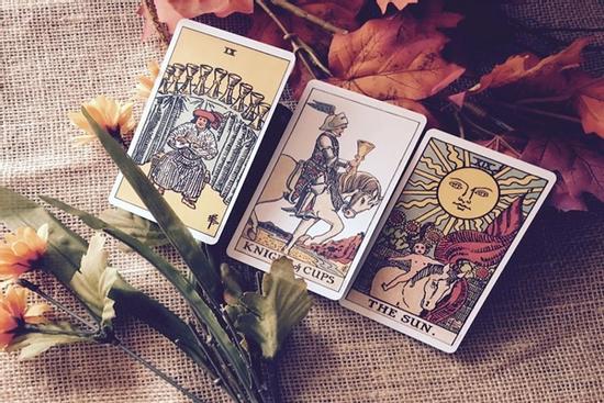 Bói bài Tarot hàng ngày - thứ Sáu 16/9/2022: Ưu sầu nặng trĩu