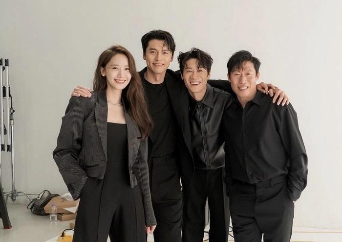 Bố mẹ Son Ye Jin đến ủng hộ phim của con rể cưng Hyun Bin-1