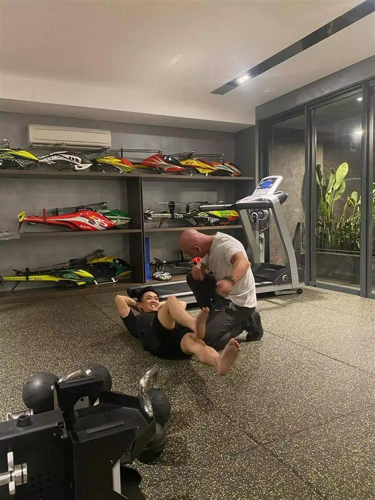 Body Cường Đô La thế nào mà Đàm Thu Trang mê đắm?-5