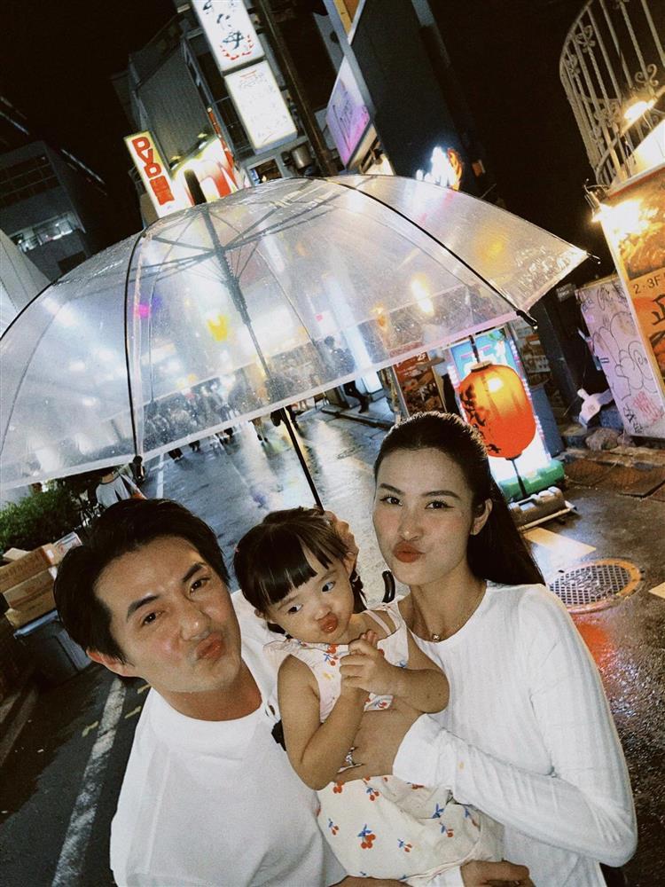 Đông Nhi mang thai lần 2?-1