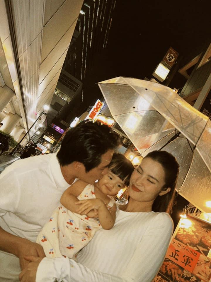 Đông Nhi mang thai lần 2?-4