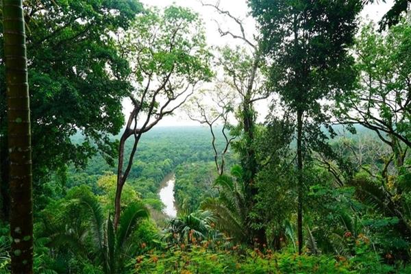 Cuộc sống ngôi làng không có điện, tách biệt thế giới hiện đại-1