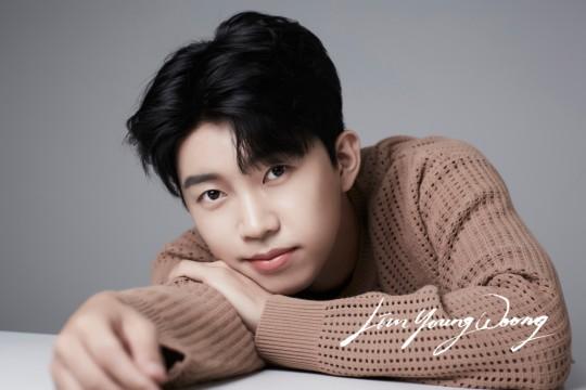 Suzy và V được fan muốn ở cạnh nhất trong dịp Lễ Trung Thu-11