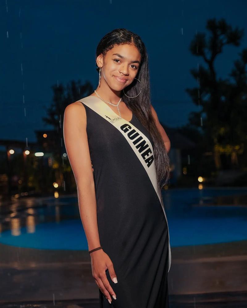 Bùi Quỳnh Hoa thi Siêu mẫu Quốc tế: 19 thí sinh, chất lượng kém-7