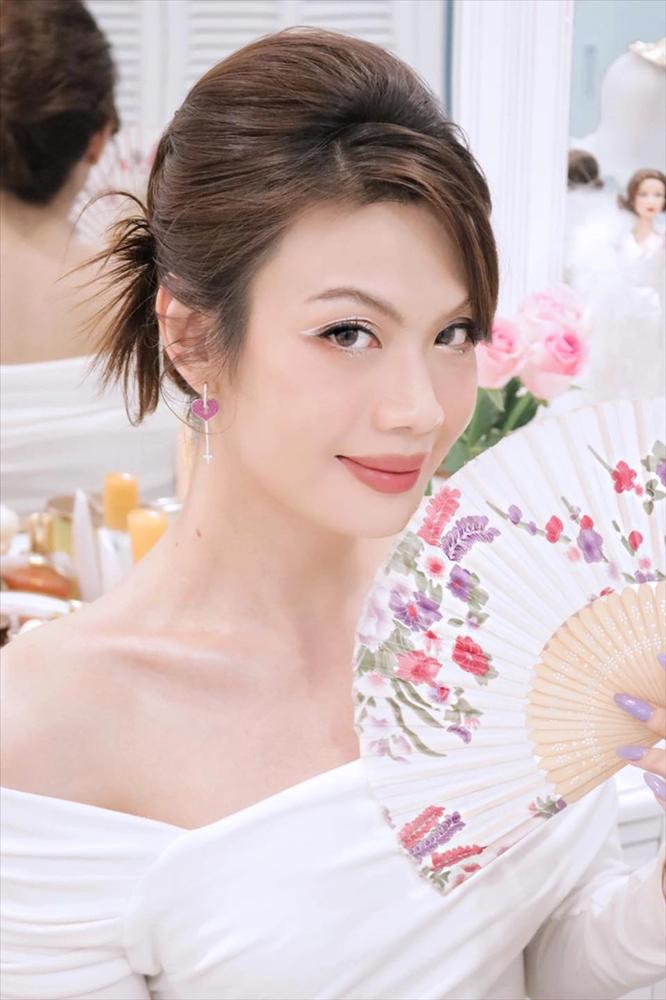 Đào Bá Lộc nâng cấp visual với mái tóc bạch kim, đẹp tựa Búp bê Barbie-1