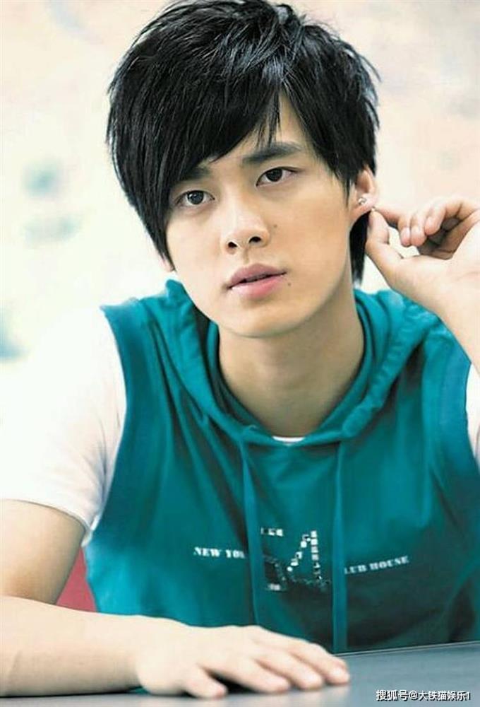 Sao nam Hoa ngữ với nốt ruồi ma mị khiến nhiều mỹ nữ ao ước!-4