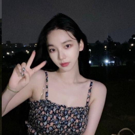 3 mỹ nhân 10x có khí chất diễn viên: Aespa Karina đọ nhan sắc cùng tân binh khủng-10