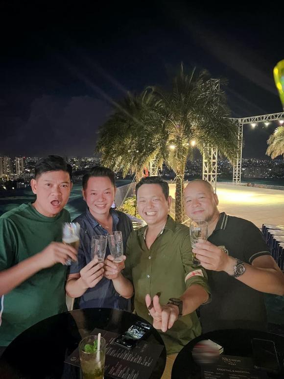 Không còn che giấu, Minh Hằng để lộ mặt ông xã phong độ so tuổi thực-3