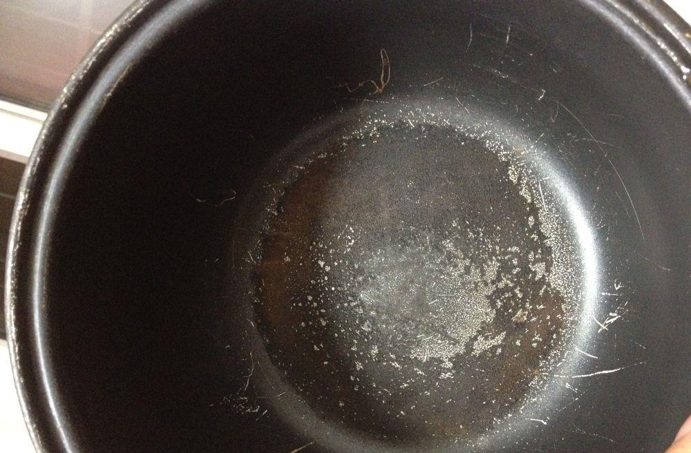 5 dấu hiệu nồi cơm điện cần bỏ gấp, cố dùng sẽ rước bệnh vào người-3