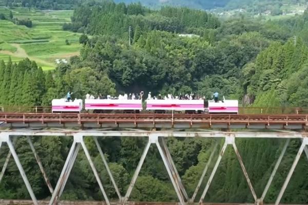 Nhật Bản chuẩn bị đón khách cho mùa lá vàng lá đỏ-2