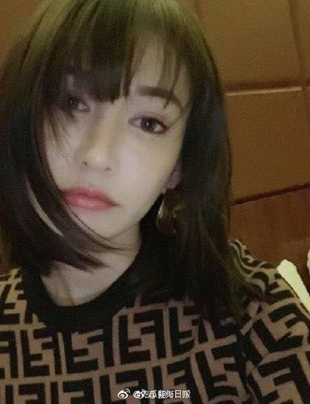 Hotgirl Blase Loan Loan thế nào mà Lý Dịch Phong book lịch?-10