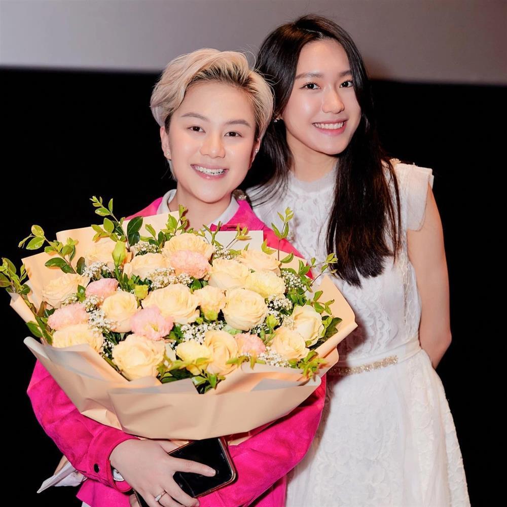 Không phải Văn Hậu, đây là người Doãn Hải My kè kè như hình với bóng-5