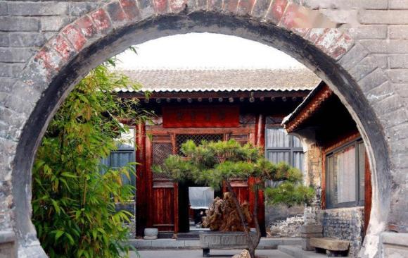 Năm cây vào nhà thì nhà nghèo, nhà tan, đó là năm cây nào?-3