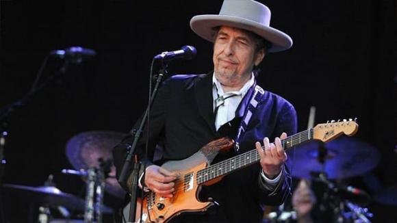 Người sáng lập Rolling Stone phơi bày sự thật về Angelina Jolie-5