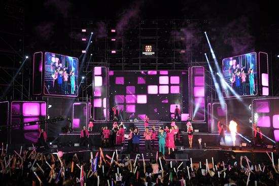 Hawonkoo Festival thu hút hàng nghìn khán giả 'nhập tiệc'