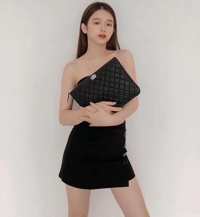 Linh Ka và những màn vung tiền khủng mua túi hiệu ở tuổi 20-10