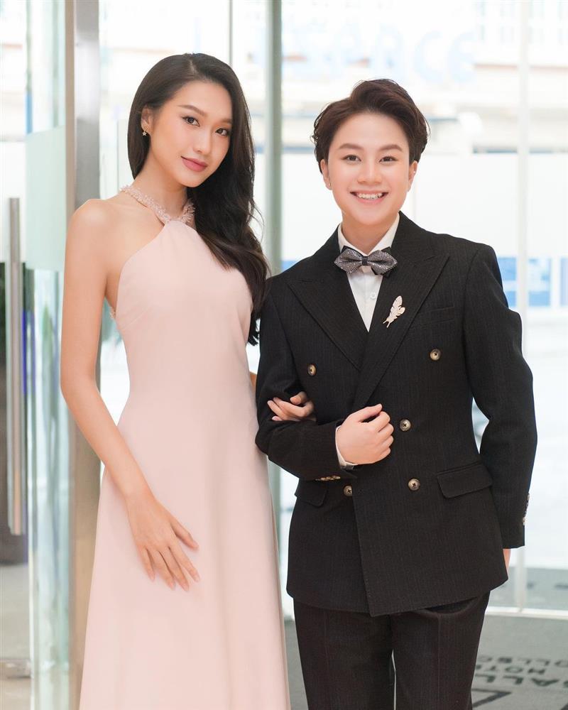 Không phải Văn Hậu, đây là người Doãn Hải My kè kè như hình với bóng-3