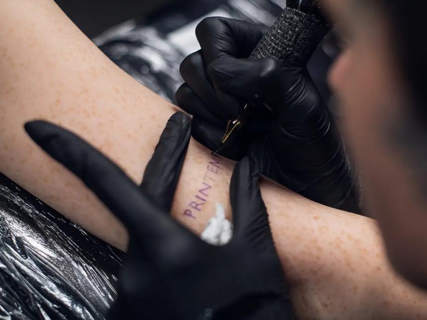 Sai lầm khi xăm hình chữ hoặc số-1