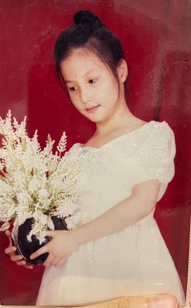 Diễm My 9X khoe ảnh thời bé, đẹp tự nhiên không hề dao kéo-1