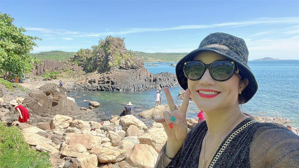 Tin showbiz Việt ngày 13/9: Võ Hoàng Yến ngán ngẩm trợ lý-3