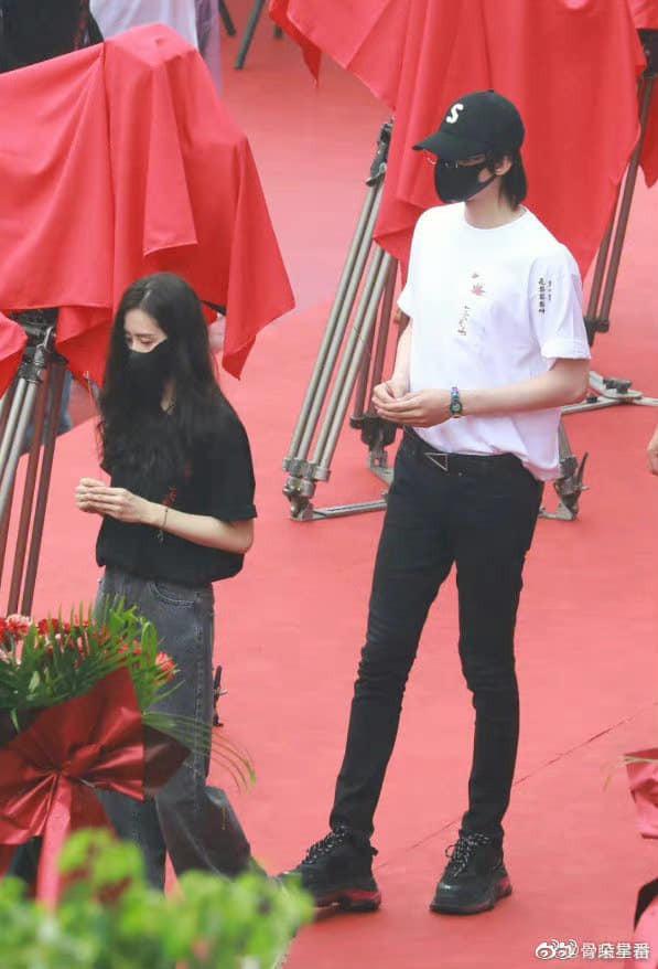 Lưu Thi Thi bùng nổ khí chất, đẹp áp đảo nam chính trong lễ ra mắt phim-7