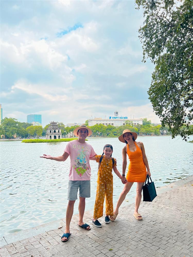 Con mặc bèo nhèo, Lý Bình chi liền 5 triệu mua đầm cho thay-5