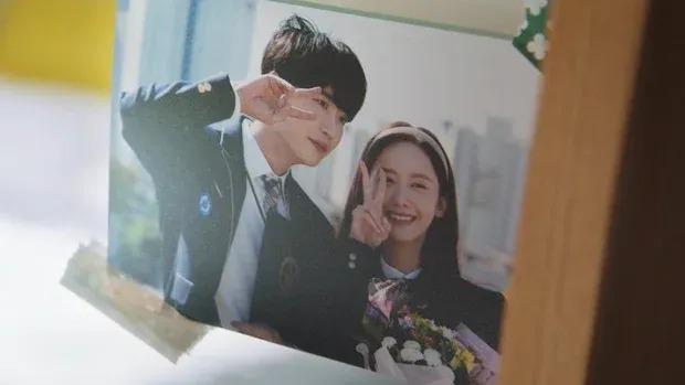 4 cặp đôi tình đầu thanh xuân cực đáng yêu trên màn ảnh Hàn-7