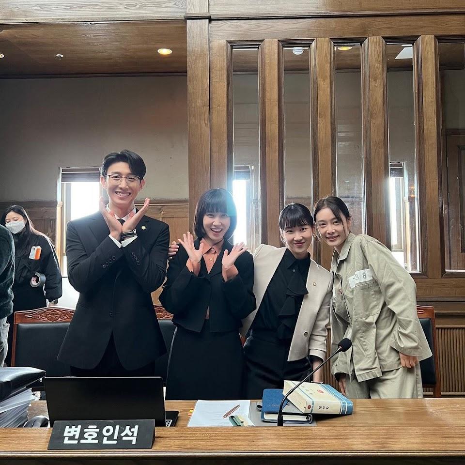 Dàn cameo xịn xò toàn diễn viên top đầu xuất hiện trên phim Hàn 2022-9