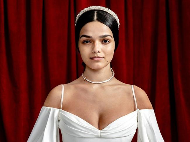 Nhan sắc Bạch Tuyết và Hoàng Hậu lên phim: Phe phản diện thắng đậm-5