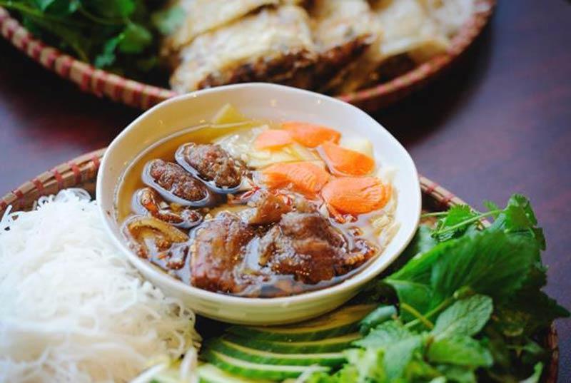 ‘Food tour’ 3 miền tại gia với loạt ưu đãi lớn từ ShopeeFood-1