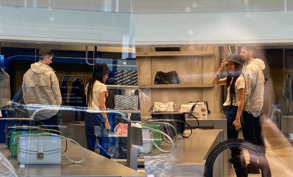 Vera Wang bị đồn hẹn hò trai trẻ-1