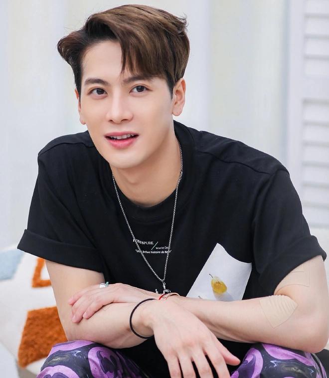 Jackson Vương Gia Nhĩ nói gì khi bị kéo vào ồn ào Lý Dịch Phong?-2