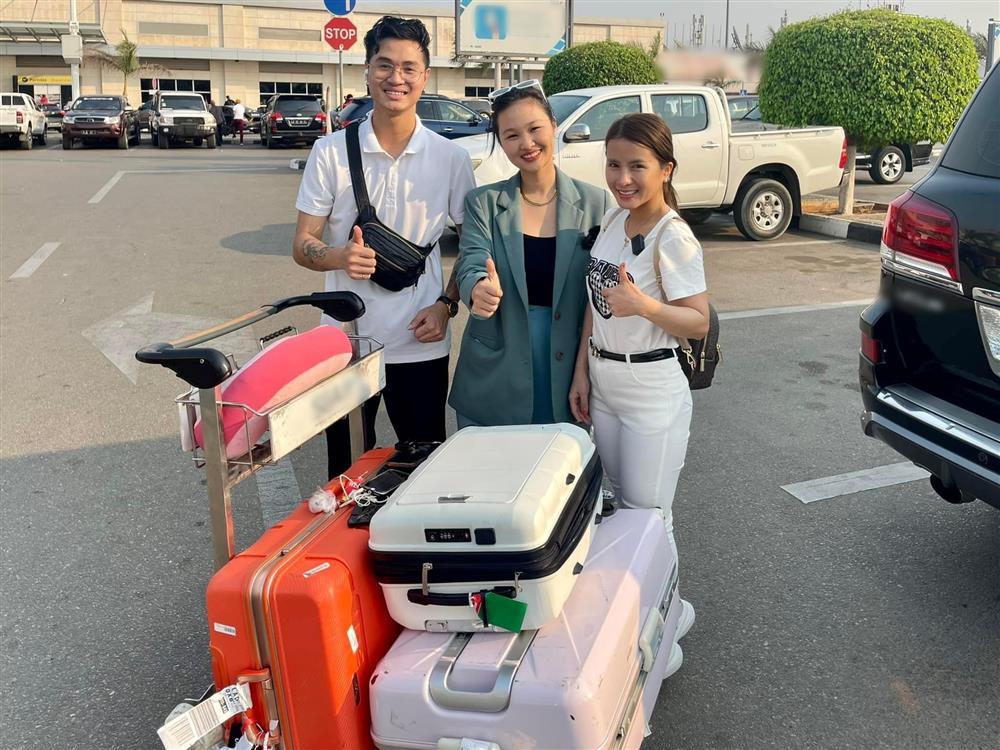 Bà Nhân kể về chuyến từ thiện bất ổn cùng Quang Linh Vlog-5