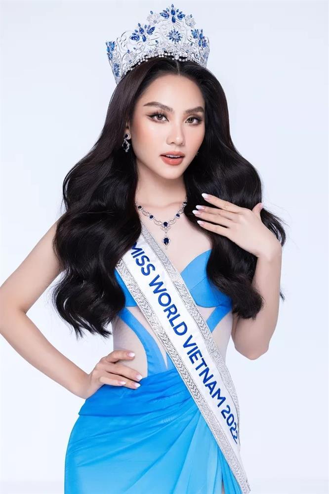 Hoa hậu Mai Phương bán vương miện thật sau 1 tháng đăng quang-1
