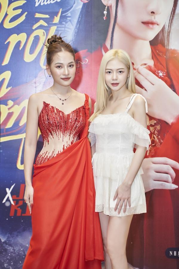 Mạc Trung Kiên sợ tình tứ quá mức với Sara Lưu làm Dương Khắc Linh ghen-7