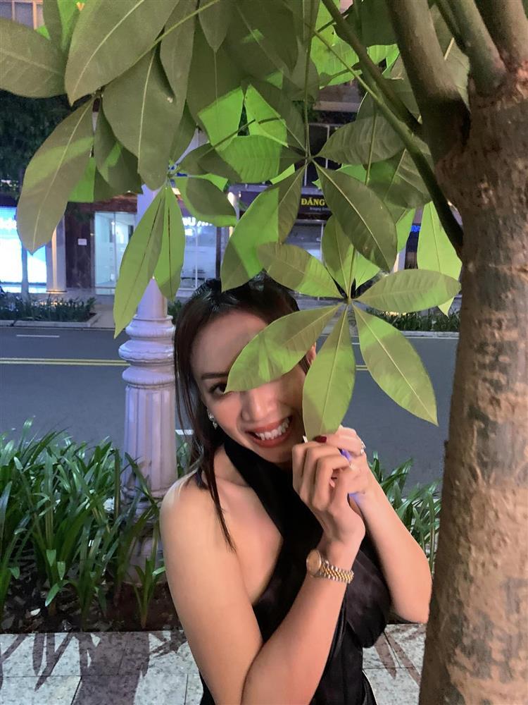 Sao Việt bị chồng dìm: Thu Trang nhòe nhoẹt, Tóc Tiên béo lùn-1